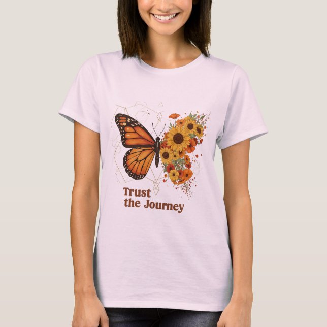T-shirt Conception florale de tournesol papillon monarque  (Devant)