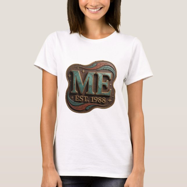 T-shirt Conception graphique Sharp Gold ME EST 1988 (Devant)