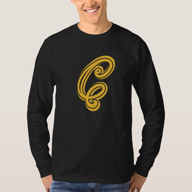 T-shirt Conception : lettre "C", numéro de conception 4. (Devant)