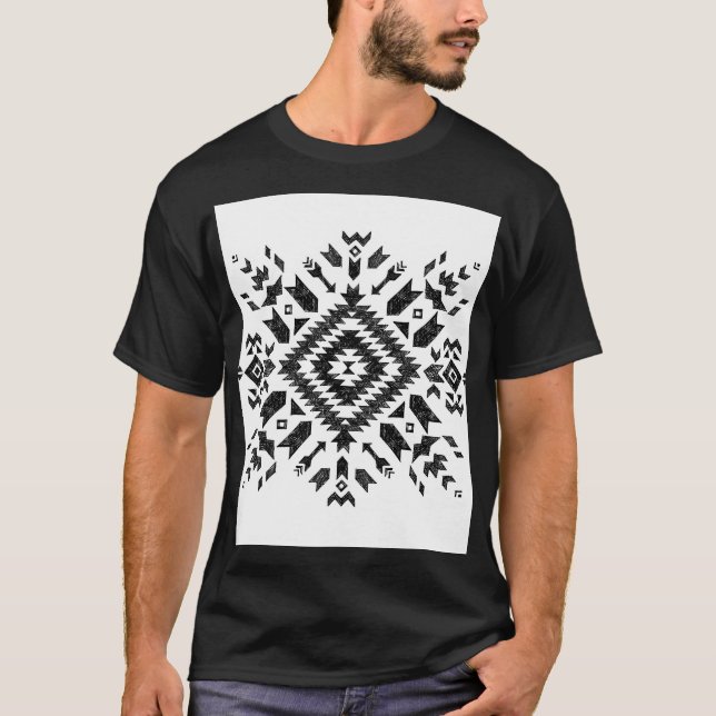 T-shirt Conception tribale : Noir Blanc Dessiné À La Main (Devant)