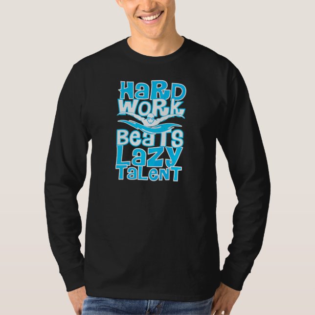 T-shirt Conceptions d'équipe de natation Talent Paresseux  (Devant)