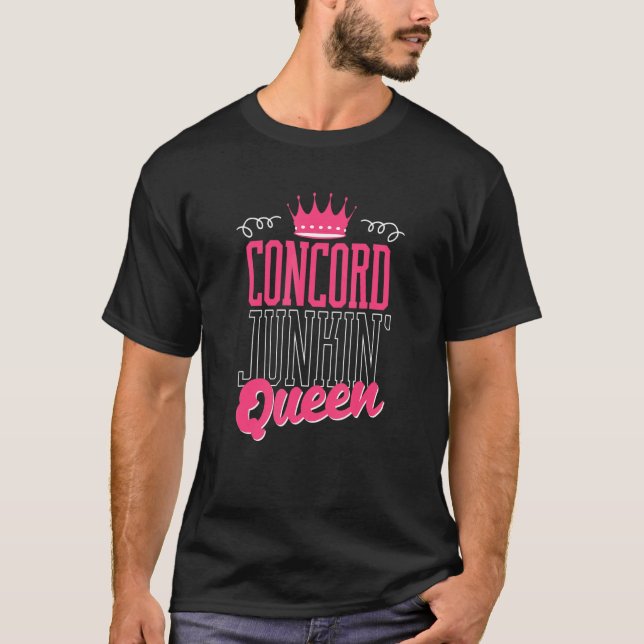 T-shirt Concord Junkin Queen Thrifter  Garage Sales Picker (Devant)