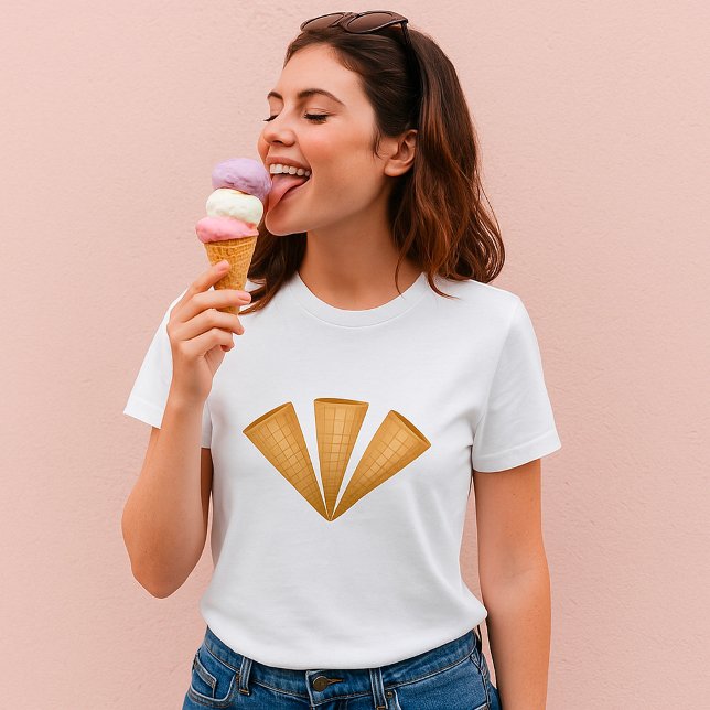 T-shirt Cône de glace triple gaufre dessert d'été (Créateur téléchargé)