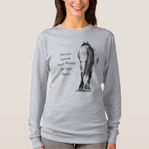 T-shirt Congé Hoofprints de chevaux sur votre coeur : Art