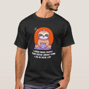 T-shirt Connaître Plus De Personnes Dans Les Médias Sociau
