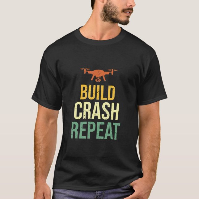 T-shirt Construire un drone de drone professionnel de l'av (Devant)