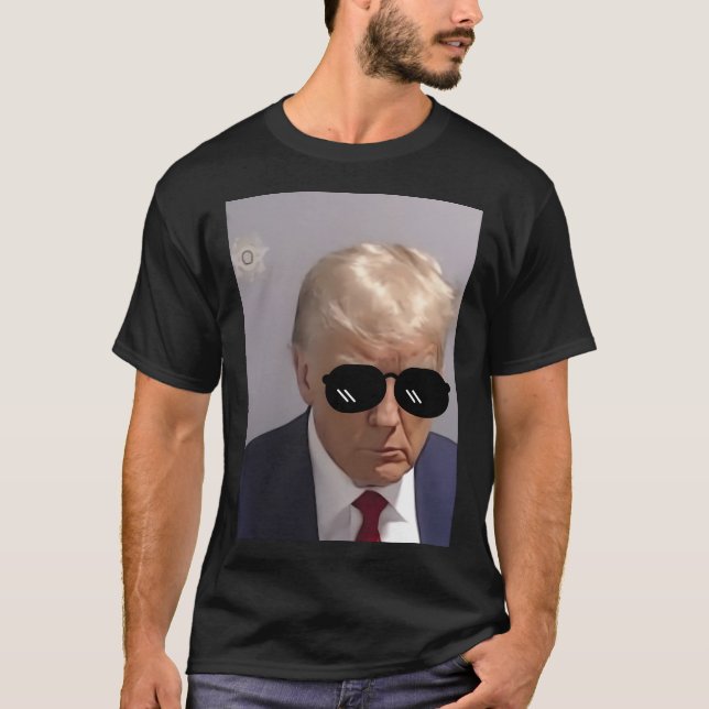 T-shirt Cool Donald Trump Mugshot (Devant)