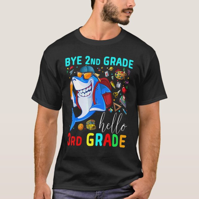 T-shirt Cool Shark Goodbye 2e grade Graduation Bonjour 3e (Devant)