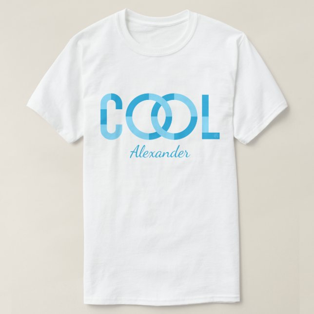 T-shirt Cool | Typographie Bleue moderne Nom Customisé (Design devant)