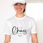 T-shirt Coordinateur du Chaos moderne<br><div class="desc">Embrassez le chaos organisé avec notre T-Shirt, coordinateur du Chaos Moderne. En noir et blanc élégant, ce design est parfait pour la servante d'honneur ou n'importe quel extraordinaire organisateur d'événements. Ajoutez une touche de douceur avec une pointe de rose pour célébrer leur rôle inestimable dans l'organisation de la journée parfaite....</div>