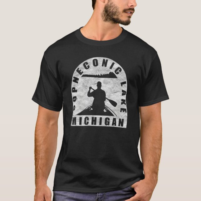 T-shirt Copneconic Lake Canoeing Michigan (Devant)