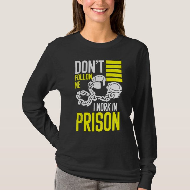 T-shirt correctional care inmate nurse and prison nursing  (Devant)