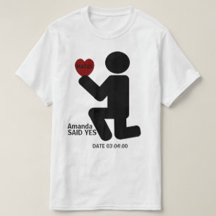 T-shirt Correspondance personnalisée qu'il a demandé elle