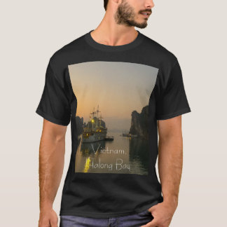 T-shirt Coucher de soleil à Halong Bay Vietnam Coque-Mate