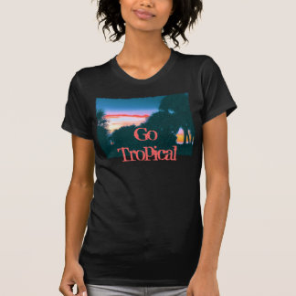 T-shirt Coucher de soleil et palmiers tropicaux