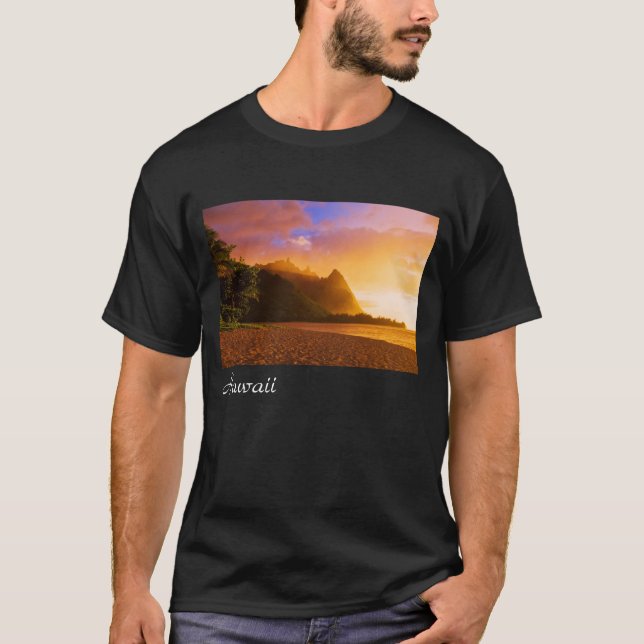 T-shirt Coucher de soleil sur la plage dorée, Hawaï (Devant)
