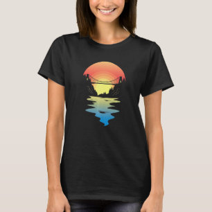T-shirt Coucher De Soleil Sur Une Rivière Avec Pont Relian