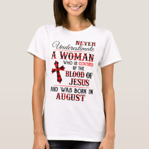 T-shirt Couvert Par Le Sang De Jésus Et Né À Augu