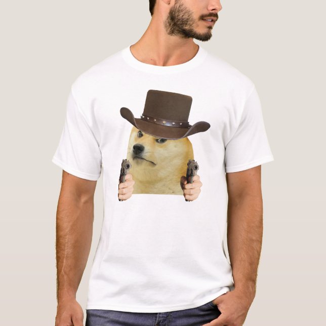 T-shirt Cowboy Dog Funny Meme Doge Holding Guns Memes (Devant)
