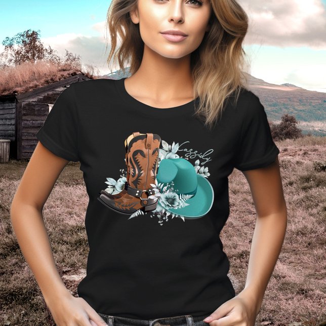 T-shirt Cowgirl cowboy bottes casquette turquoise nom brun (Cowgirl t-shirt, personalized cowgirl tee with cowboy boots, cowboy hat, flowers and your name)
