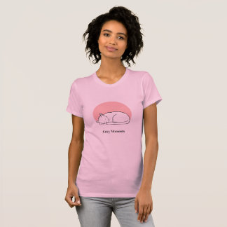 T-shirt Cozy Moments - Minimalist Sleeping Cat Line Art Te