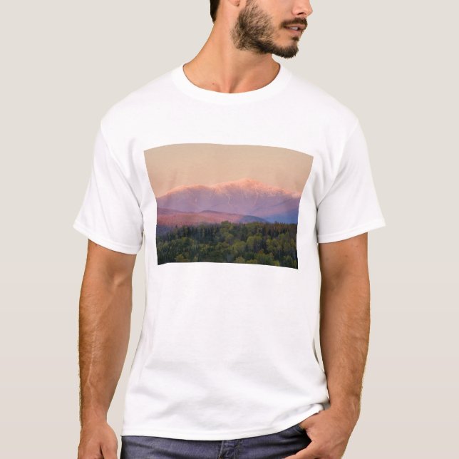 T-shirt Crépuscule et mont Washington dans le (Devant)