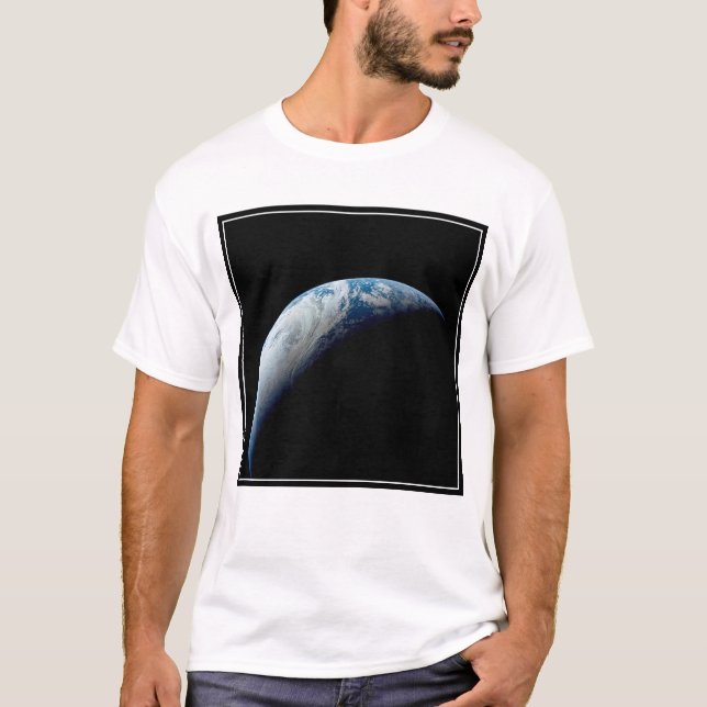 T-shirt Crescent Terre De La Mission Apollo 4. (Devant)