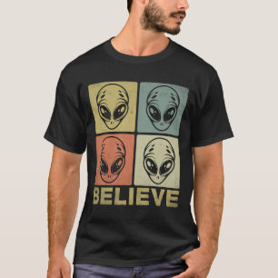 T-shirt Croire aux Aliens