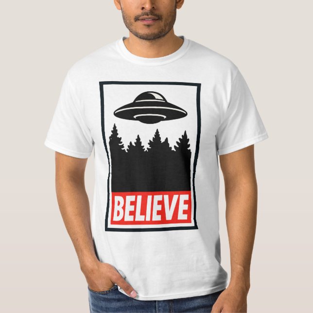 T-shirt Croire aux ovnis (Devant)