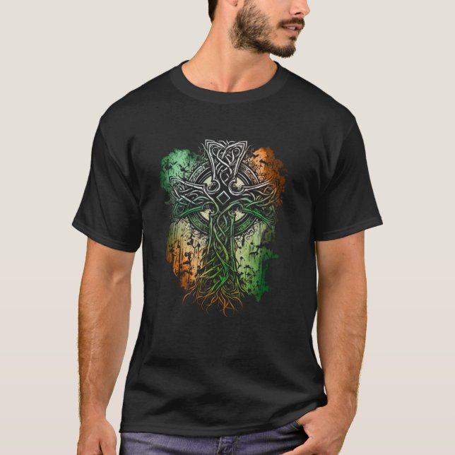 T-shirt Croix De Style Celtique Aux Couleurs Drapeaux Irla (Devant)