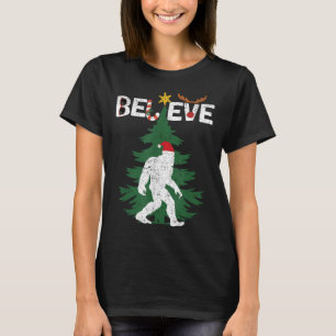T-shirt Croyez Bigfoot Sasquatch Yeti Santa Hat Noël
