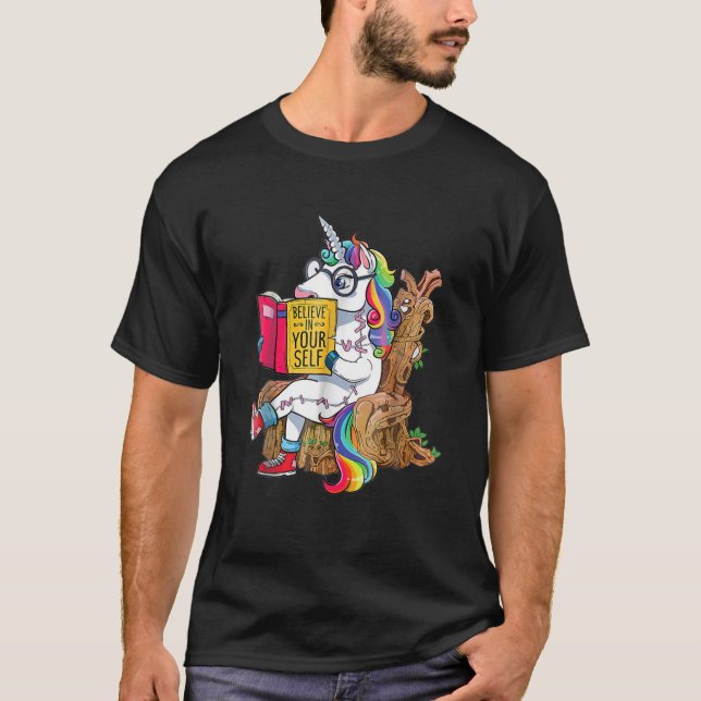 T-shirt Croyez En Vous Nerd Livre De Lecture Unicorn (Devant)