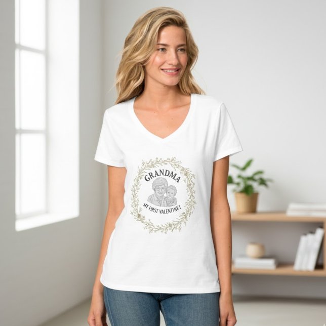 T-shirt Custom "GRANDMA" Photo Collage Design - Heartwarmi (Créateur téléchargé)