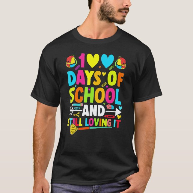 T-shirt Cute 100 Days Of School And Still Loving It Hearts (Devant)