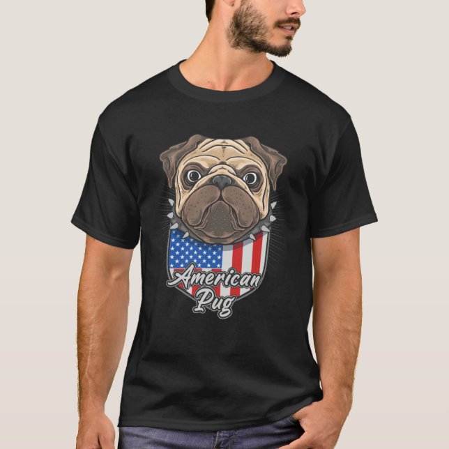 T-shirt Cute American Pug with USA Flag Shield Background  (Devant)
