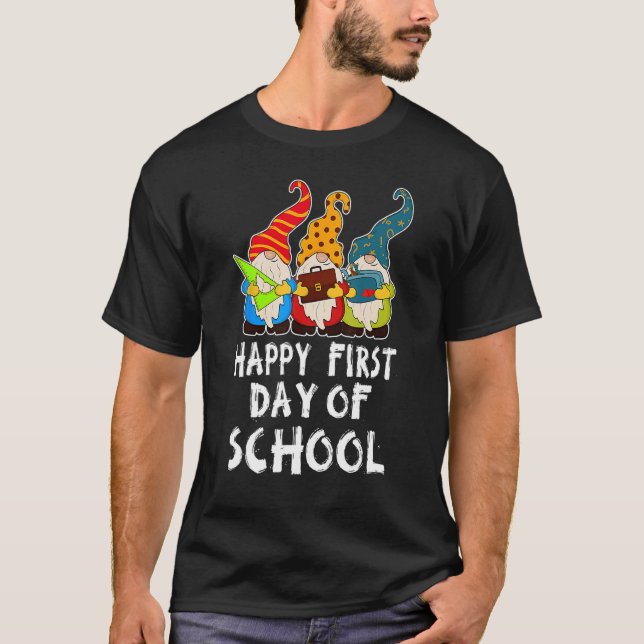T-shirt Cute Back to School Teacher Gnome Happy First Day  (Devant)