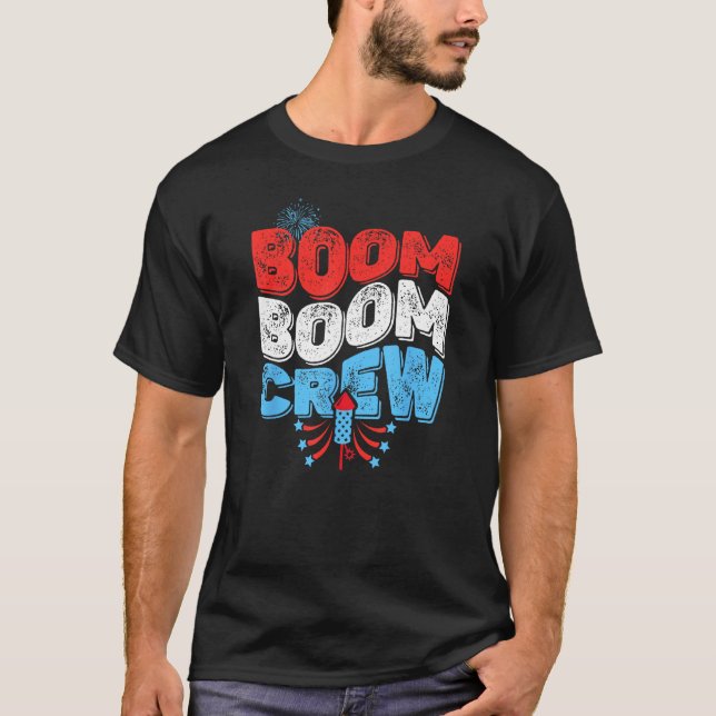 T-shirt Cute Boom Boom Crew 4 juillet Fireworks Famille M (Devant)