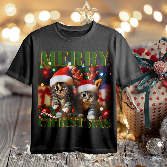 T-shirt Cute chatons avec le Père Noël et casquettes de re (Créateur téléchargé)