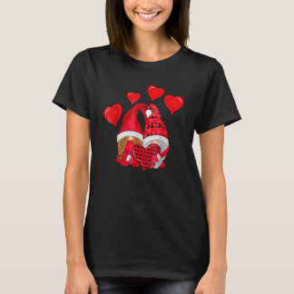 T-shirt Cute Gnomes Holding Hearts Funny Valentines Day Wo