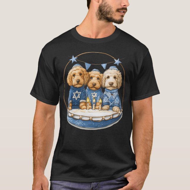 T-shirt Cute Hanukkah Goldendoodle Dogs Menorah Doodle Can (Devant)