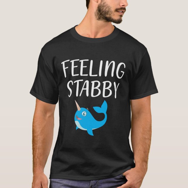 T-shirt Cute Narwhal Unicorn Feed Stabby Kawaii (Devant)