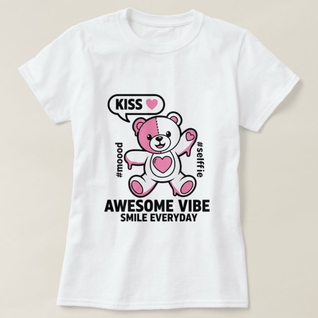 T-shirt Cute Pink Teddy Bear Saying Kiss – Kawaii Love Bea (Design devant)