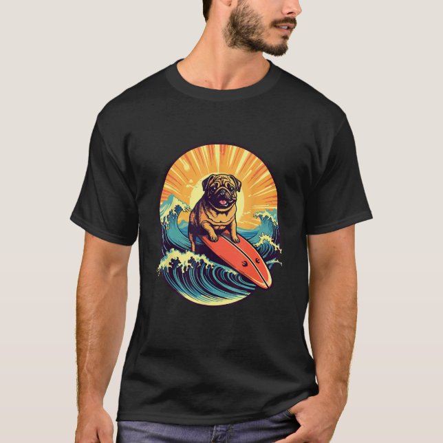 T-shirt Cute Pug Dog Surfing Japanese Great Waves Surf Boa (Devant)