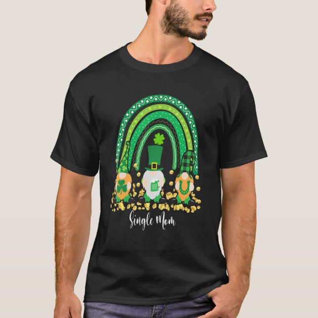 T-shirt Cute Rainbow Single Mom Gnome St Patrick Day Match (Devant)