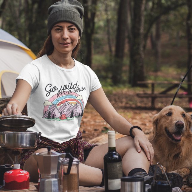 T-shirt Cute Retro Camping Aller à l'état sauvage pour un  (Créateur téléchargé)