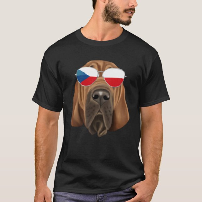T-shirt Czech Flag Bloodhound Dog Czech Republic Pocket (Devant)