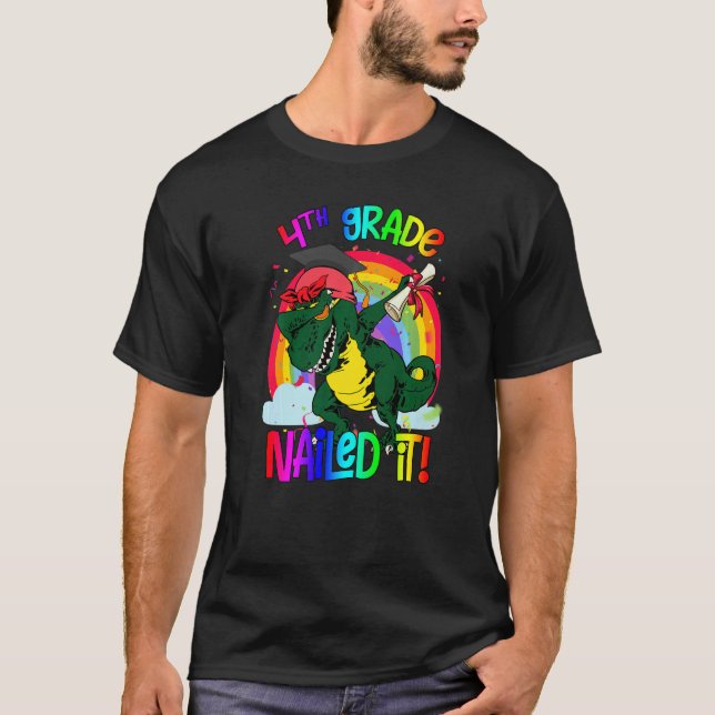 T-shirt Dabbing 4e grade Dinosaur Rex Graduation Nail I (Devant)