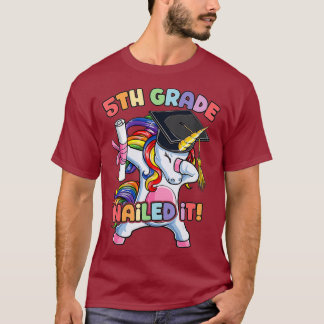 T-shirt Dabbing 5e grade Unicorn Graduation Classe de