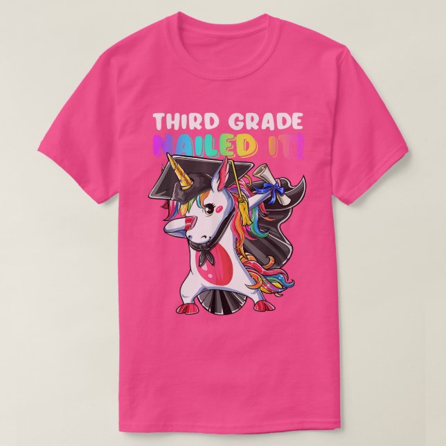 T-shirt Dabbing Unicorn 3e grade Cap Gown Gi (Design devant)
