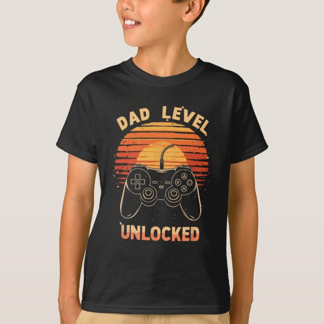 T-shirt Dad Level Unlocked Funny Retro New Dad Gamer  (Devant)